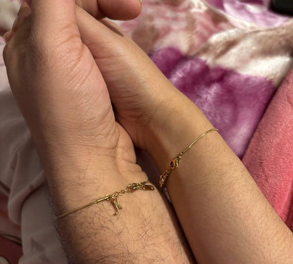 Initial charm sleek chain bracelet