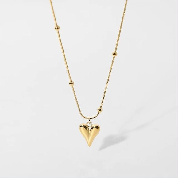 Cute heart women gold pendant